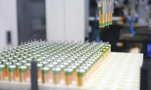 <b>鋰電設備企業(yè)應協同國內電池廠家攜手走向國際化</b>