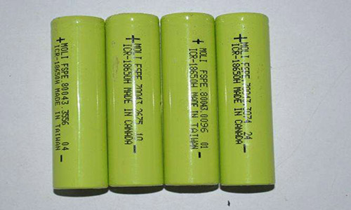 <b>隔膜對(duì)鋰電池性能有什么影響</b>