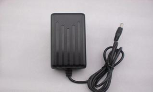 <b>鋰電池、蓄電池充電器和適配器的區(qū)別</b>