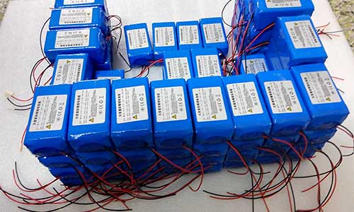 <b>鋰電池廠家教你電動(dòng)車(chē)鋰電池組維護(hù)修復(fù)方法</b>