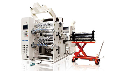 <b>電動(dòng)車鋰電池加工設(shè)備,鋰電池加工流程</b>