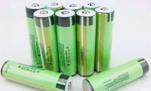 <b>鋰電池廠商分析鈷酸鋰電池和三元鋰電池組的技術(shù)發(fā)展路線(xiàn)</b>