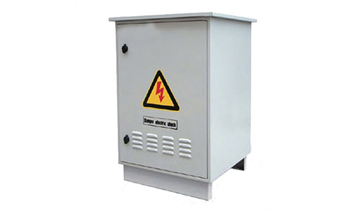 <b>UPS不間斷電源廠家解讀戶外專用UPS的特點(diǎn)及應(yīng)用</b>