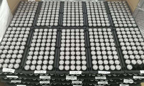 <b>生產(chǎn)新能源汽車動(dòng)力鋰電池組污染的危害有多大？</b>