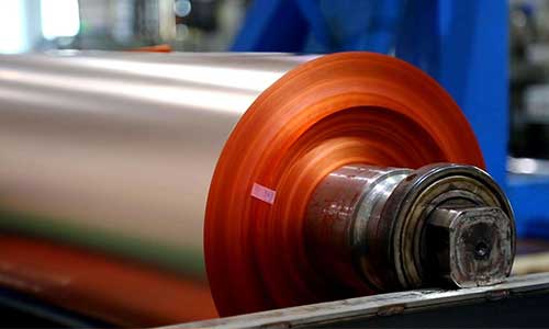 <b>新能源汽車市場(chǎng)擴(kuò)大推動(dòng)高端鋰電銅箔需求增加</b>
