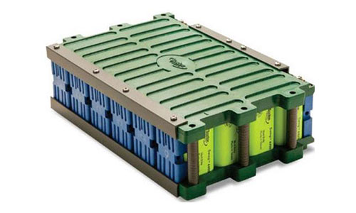 <b>動(dòng)力鋰電池產(chǎn)業(yè)鏈的資本呈現(xiàn)出什么特點(diǎn)</b>