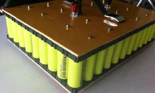 <b>電動(dòng)工具鋰電池市場(chǎng)為鋰電池廠家?guī)戆l(fā)展機(jī)遇</b>