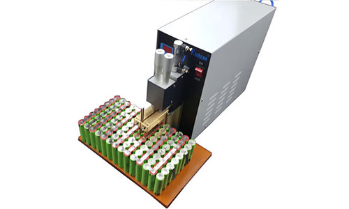 <b>驅(qū)動鋰電池材料發(fā)展和鋰電生產(chǎn)設備增長的因素</b>
